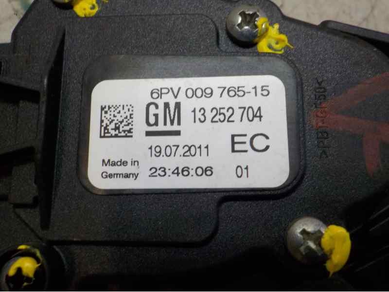 Recambio de potenciometro pedal para opel astra j lim. 2.0 16v cdti referencia OEM IAM 13252704 13252704 