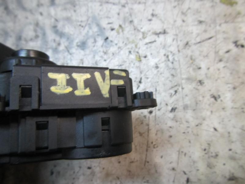 Recambio de motor apertura trampillas climatizador para peugeot 308 sport referencia OEM IAM 6447NL  