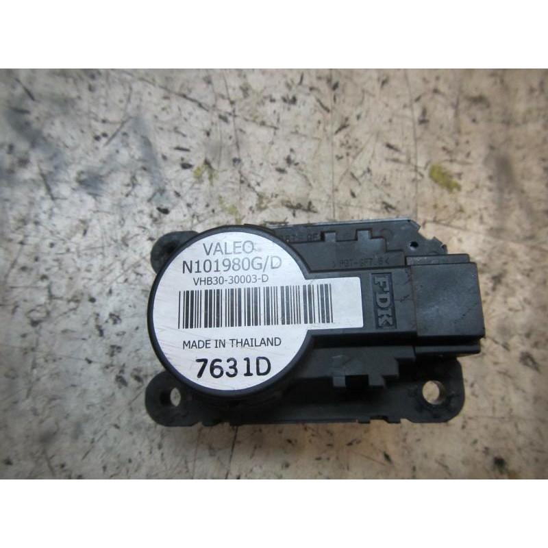 Recambio de motor apertura trampillas climatizador para peugeot 308 sport referencia OEM IAM 6447NL  