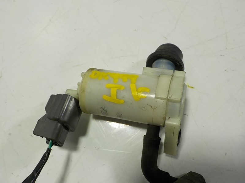 Recambio de bomba limpia para subaru xv advance referencia OEM IAM 86611SG010  