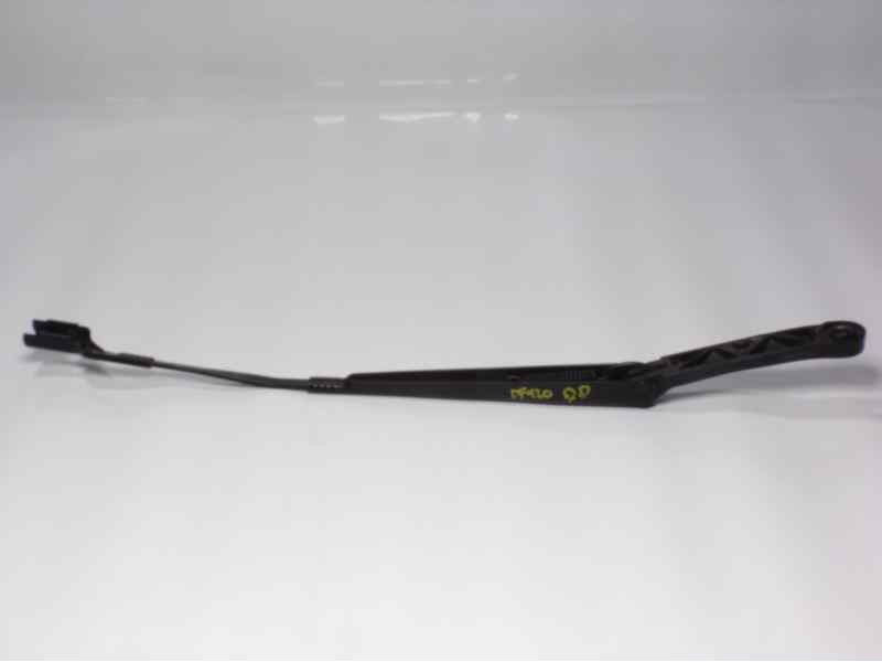 Recambio de brazo limpia delantero derecho para opel astra j lim. 1.7 16v cdti referencia OEM IAM   