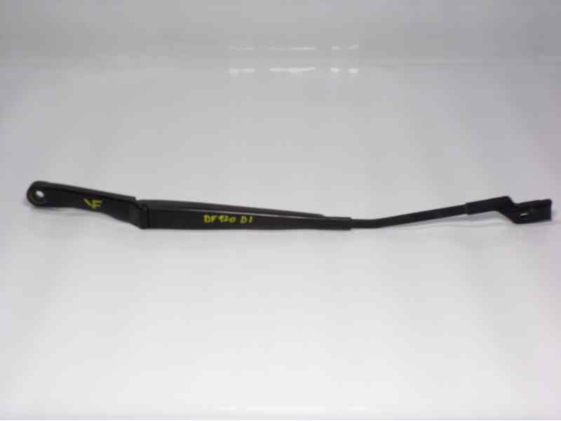 Recambio de brazo limpia delantero izquierdo para opel astra j lim. 1.7 16v cdti referencia OEM IAM   