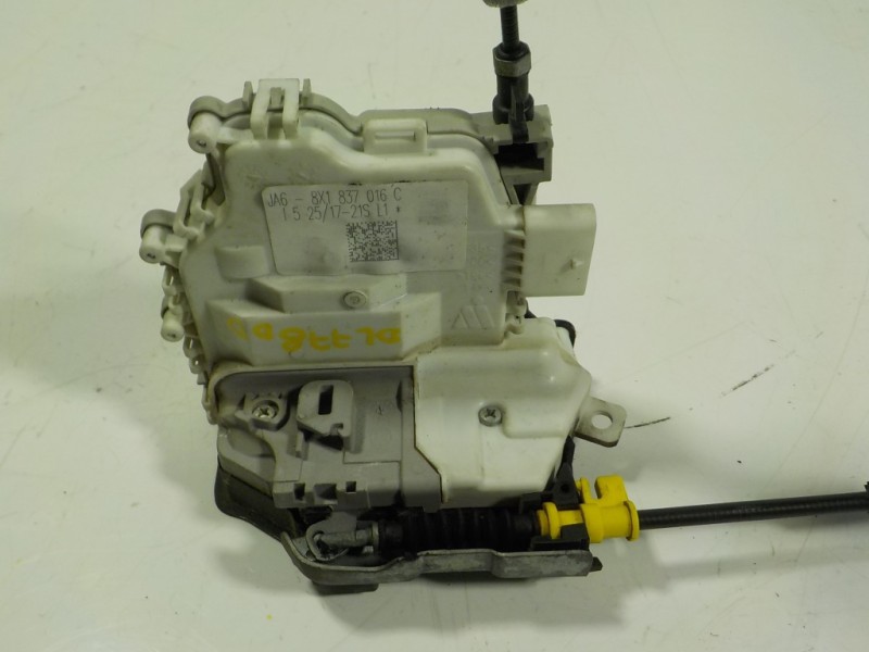 Recambio de cerradura puerta delantera derecha para audi a1 (8xk) 1.0 tfsi referencia OEM IAM 8X1837016C 8X1837016C 