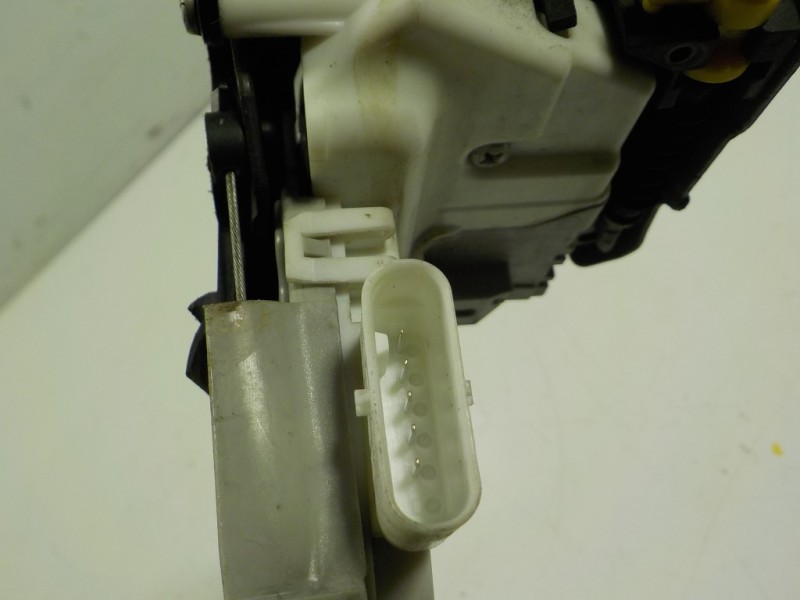 Recambio de cerradura puerta delantera derecha para audi a1 (8xk) 1.0 tfsi referencia OEM IAM 8X1837016C 8X1837016C 