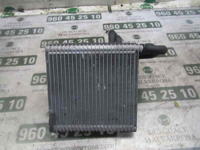 Recambio de evaporador aire acondicionado para ford fiesta (ccn) trend referencia OEM IAM   