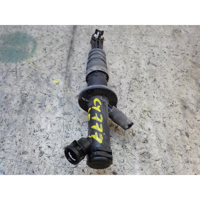 Recambio de bomba embrague para renault megane iii sport tourer expression referencia OEM IAM 306109084R  