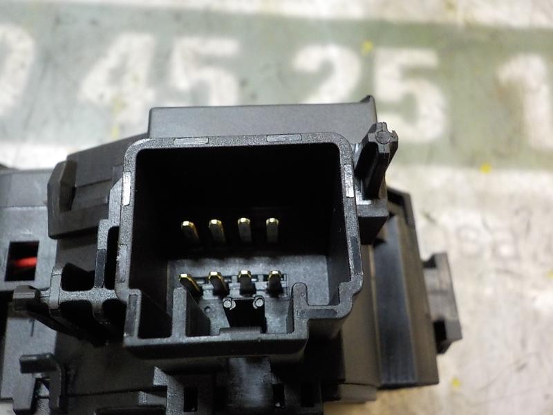 Recambio de mando intermitentes para ford fiesta (ccn) trend referencia OEM IAM   