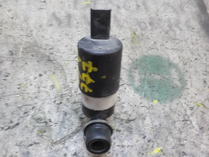 Recambio de bomba limpia para renault megane iii sport tourer expression referencia OEM IAM 289200004R  