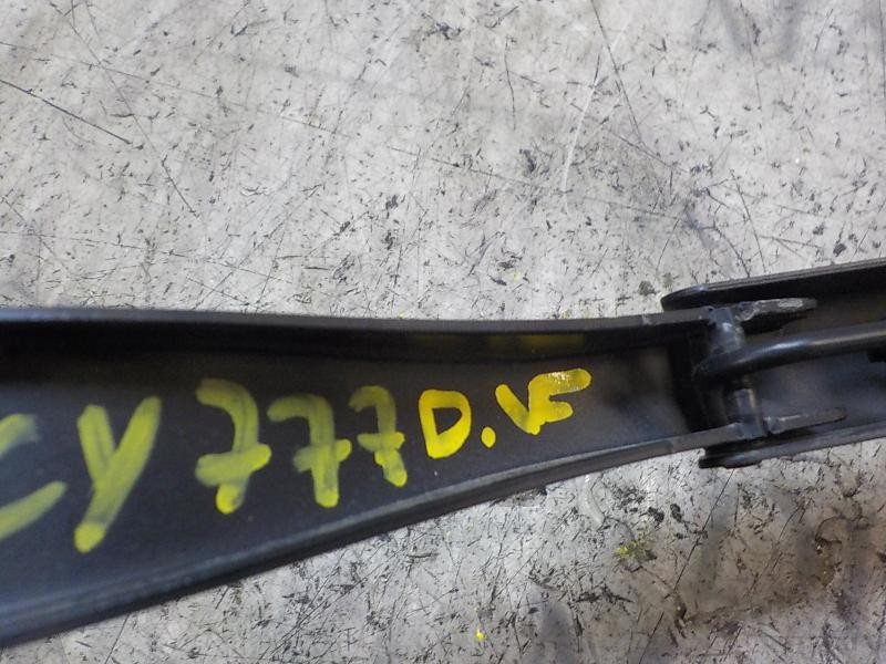 Recambio de brazo limpia delantero derecho para renault megane iii sport tourer expression referencia OEM IAM 288866482R  