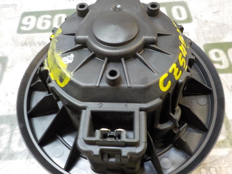 Recambio de motor calefaccion para ford fiesta (ccn) trend referencia OEM IAM   