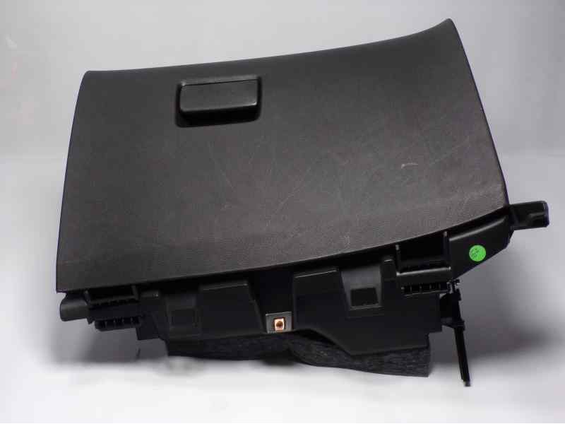 Recambio de guantera para opel astra j lim. 1.7 16v cdti referencia OEM IAM   