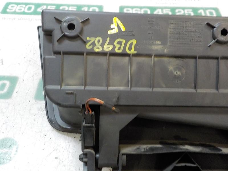 Recambio de guantera para seat leon (1p1) style copa referencia OEM IAM   