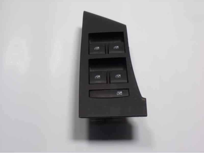 Recambio de mando elevalunas delantero izquierdo para opel astra j lim. 1.7 16v cdti referencia OEM IAM   