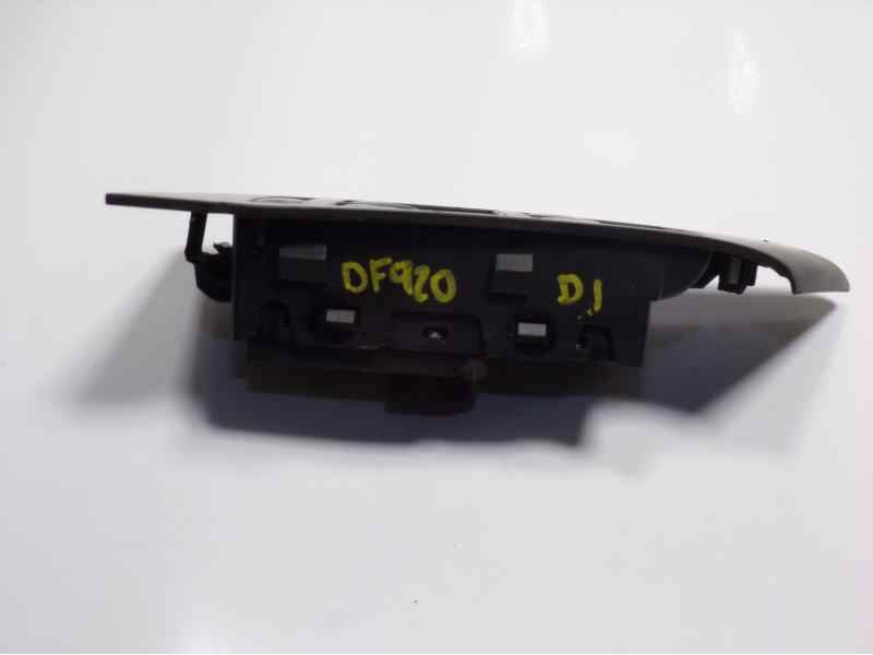 Recambio de mando elevalunas delantero izquierdo para opel astra j lim. 1.7 16v cdti referencia OEM IAM   