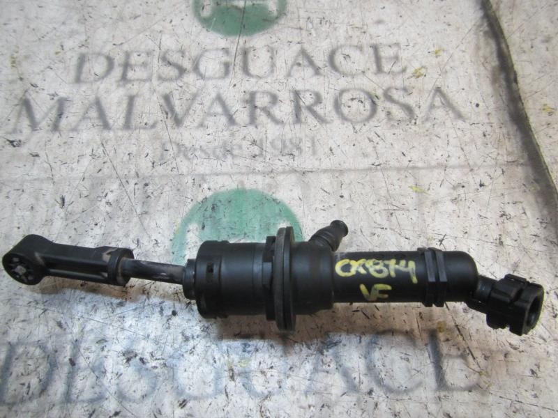 Recambio de bomba embrague para renault megane iii coupe 1.9 dci diesel fap referencia OEM IAM 306100017R  