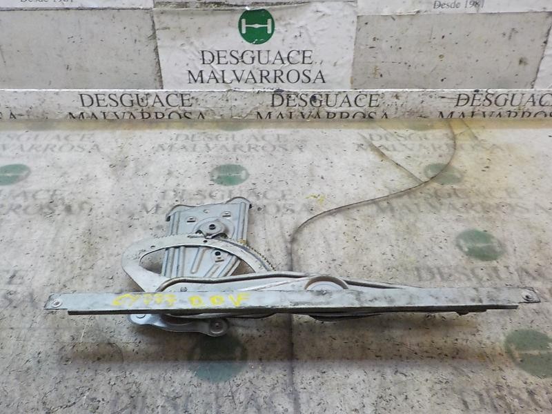 Recambio de elevalunas delantero derecho para renault megane iii sport tourer expression referencia OEM IAM 807203154R  