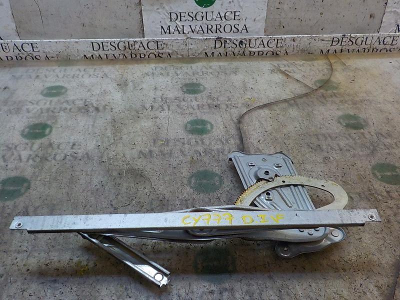 Recambio de elevalunas delantero izquierdo para renault megane iii sport tourer expression referencia OEM IAM 807216718R  