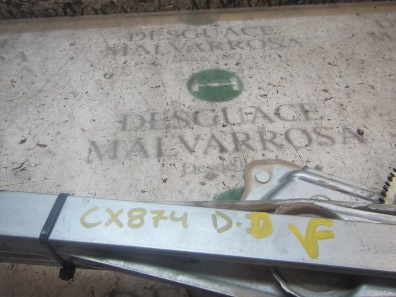 Recambio de elevalunas delantero derecho para renault megane iii coupe 1.9 dci diesel fap referencia OEM IAM 807206454R  