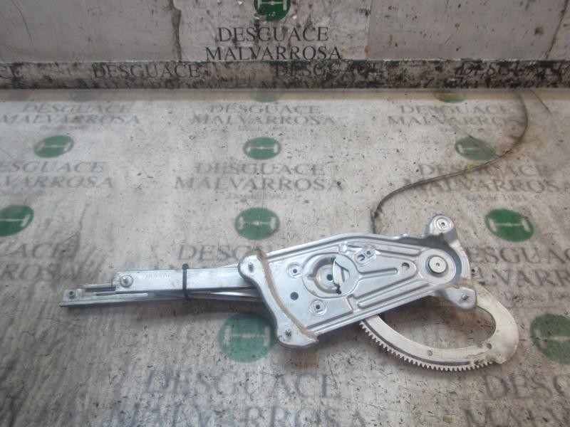 Recambio de elevalunas delantero derecho para renault megane iii coupe 1.9 dci diesel fap referencia OEM IAM 807206454R  