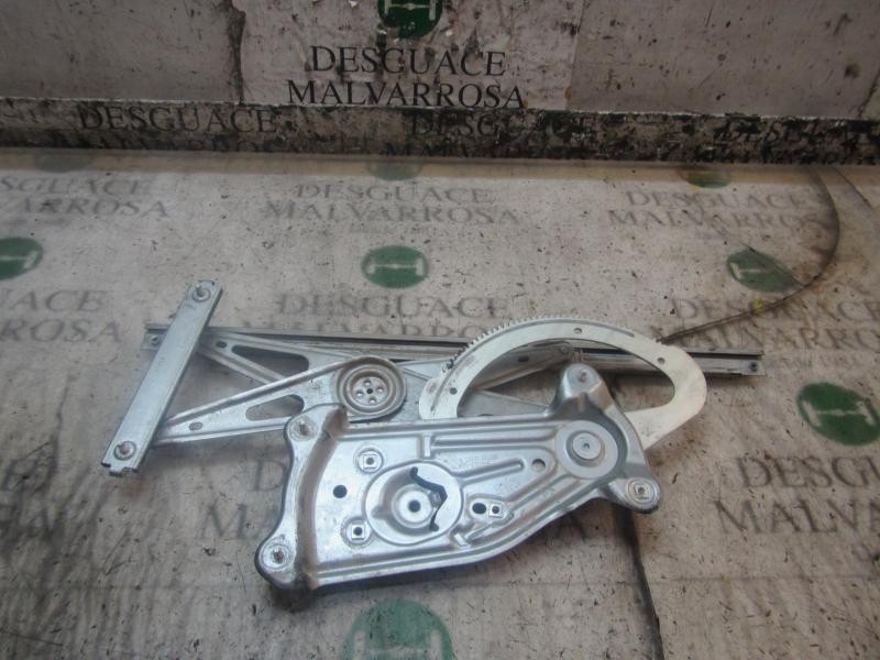 Recambio de elevalunas delantero izquierdo para renault megane iii coupe 1.9 dci diesel fap referencia OEM IAM 807218465R  