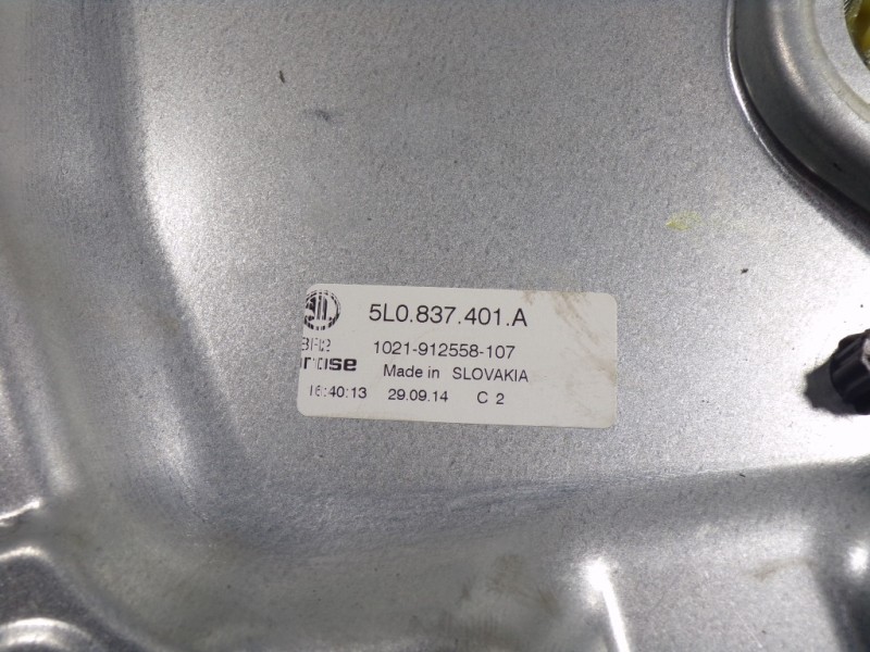 Recambio de elevalunas delantero izquierdo para skoda yeti 1.2 tsi referencia OEM IAM 5L0837461 5L0837401A 1021912558107