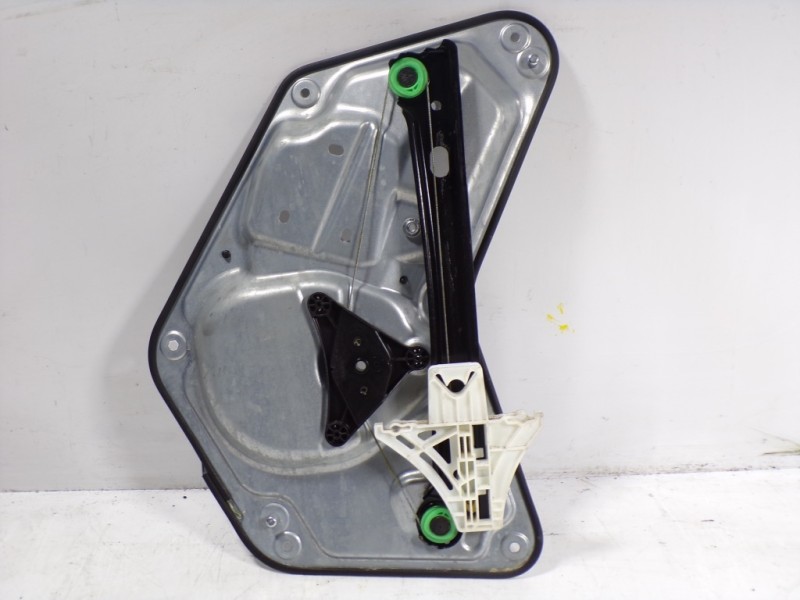 Recambio de elevalunas trasero izquierdo para skoda yeti 1.2 tsi referencia OEM IAM 5L0839461A 5L0839401B 1021912560105