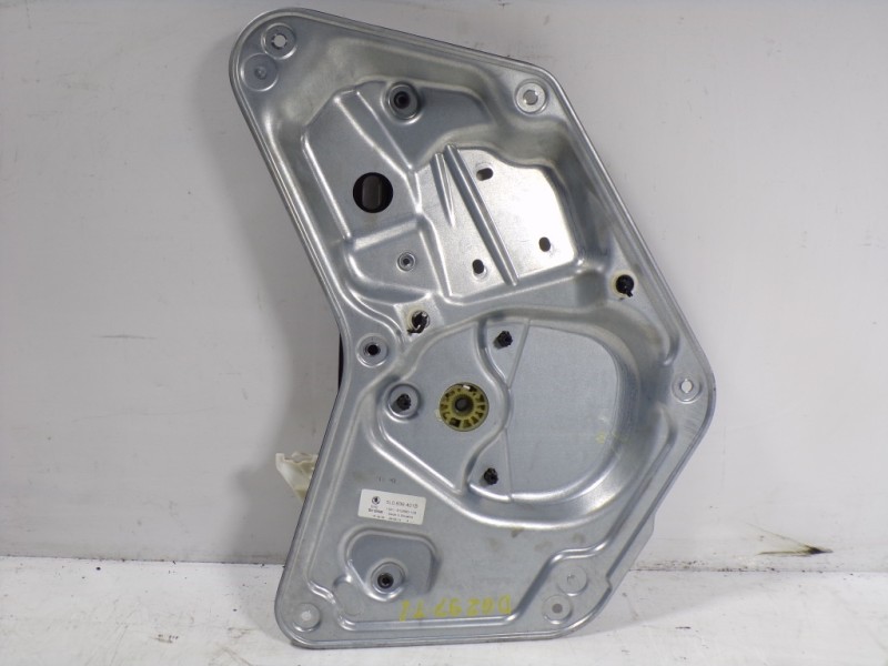 Recambio de elevalunas trasero izquierdo para skoda yeti 1.2 tsi referencia OEM IAM 5L0839461A 5L0839401B 1021912560105