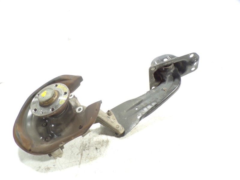 Recambio de mangueta trasera derecha para skoda yeti 1.2 tsi referencia OEM IAM 3C0505434K  