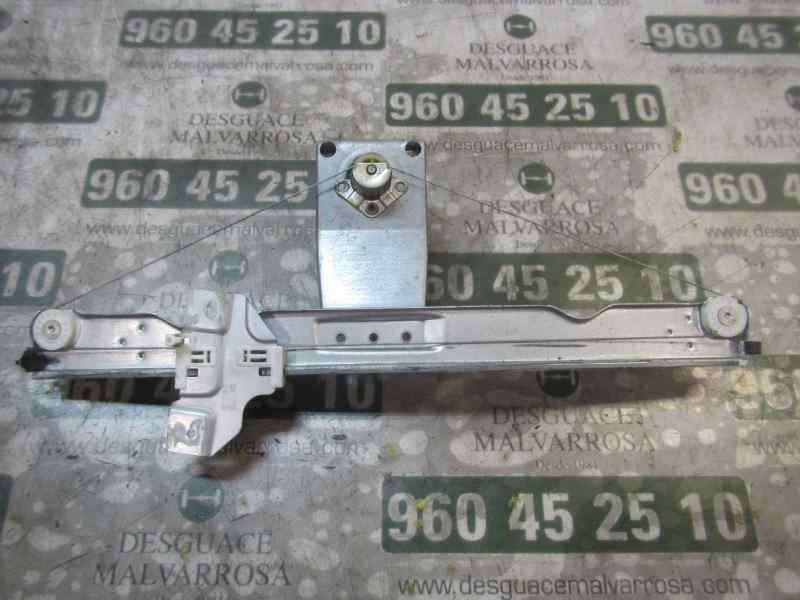 Recambio de elevalunas delantero izquierdo para dacia sandero 1.2 16v cat referencia OEM IAM 8200733826  