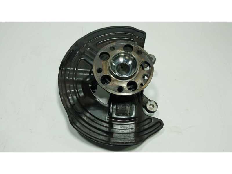 Recambio de mangueta delantera derecha para mercedes-benz cla coupé (c117) cla 200 (117.343) referencia OEM IAM A2463320200 A246