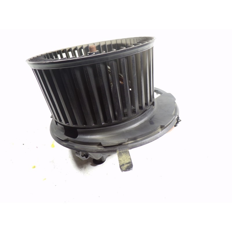 Recambio de motor calefaccion para skoda yeti 1.2 tsi referencia OEM IAM 3C1820015AA 3C1820015T CZ0160600869