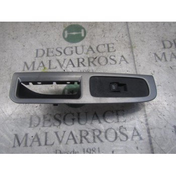 MANDO ELEVALUNAS DELANTERO DERECHO 30773214 30773214 03453305