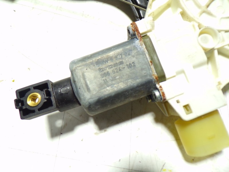 Recambio de elevalunas delantero izquierdo para bmw x1 (e84) sdrive 18d referencia OEM IAM 51332990385 6927027 