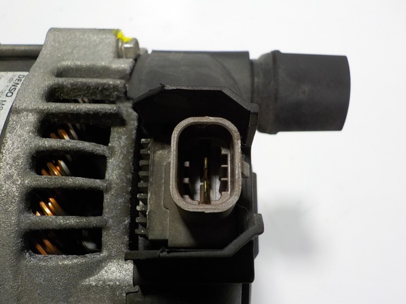 Recambio de alternador para opel corsa e 1.4 referencia OEM IAM 13585664 AK413585664 