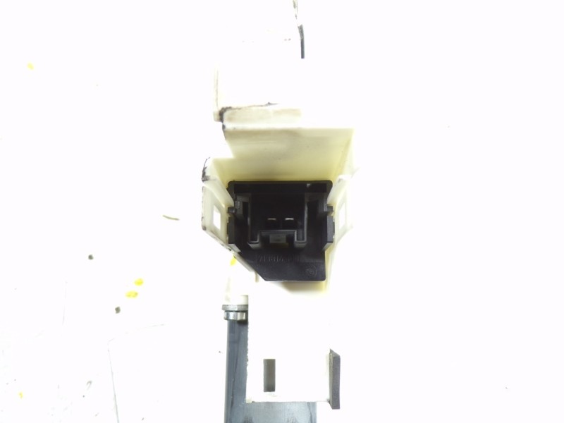 Recambio de motor elevalunas delantero izquierdo para skoda yeti 1.2 tsi referencia OEM IAM 8K0959811A 8K0959811A 