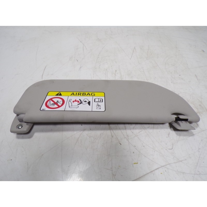 Recambio de parasol izquierdo para toyota aygo 1.0 vvti referencia OEM IAM 047410H070B0  