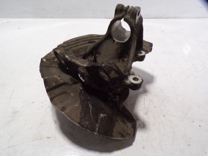 Recambio de mangueta delantera derecha para bmw x1 (e84) sdrive 18d referencia OEM IAM 31216865144  