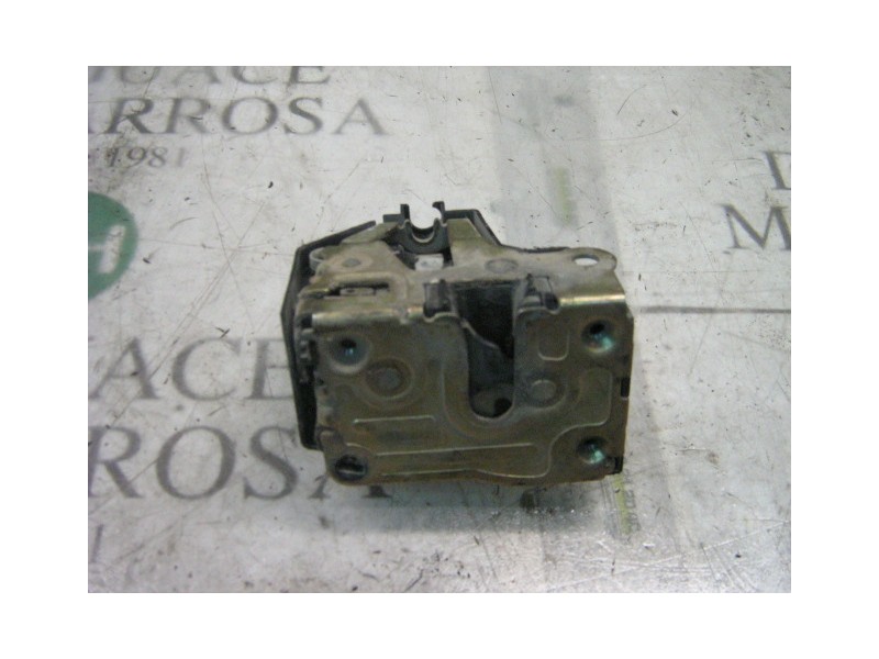 Recambio de cerradura puerta trasera izquierda para renault scenic (ja..) 1.4 16v fairway referencia OEM IAM   