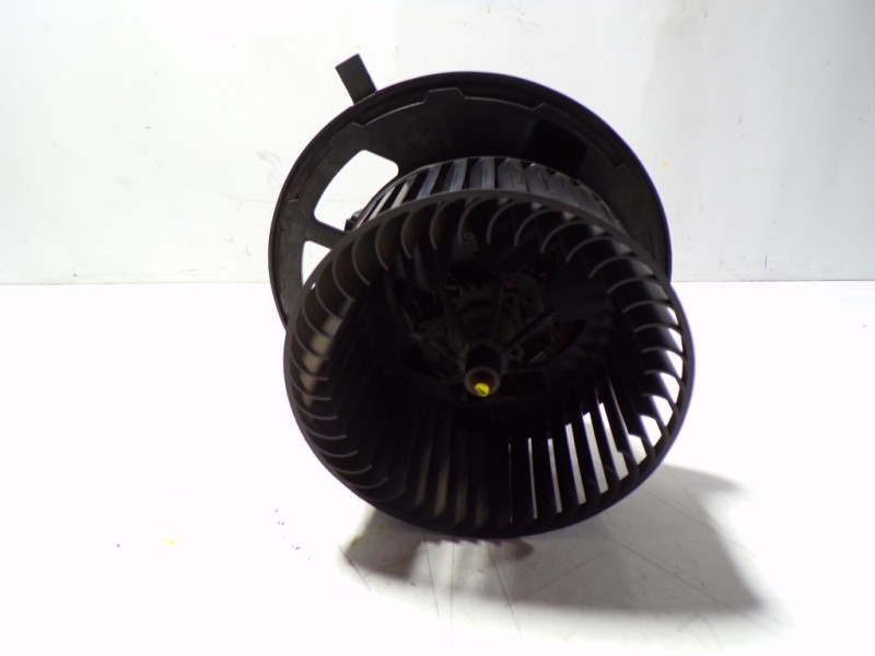 Recambio de motor calefaccion para bmw x1 (e84) sdrive 18d referencia OEM IAM 64119227671 985467W24 985467W24