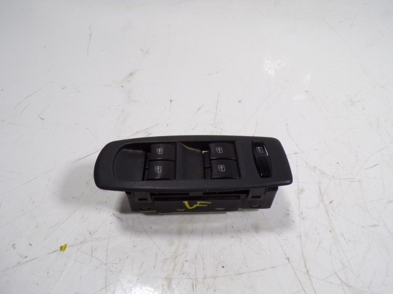Recambio de mando elevalunas delantero izquierdo para renault koleos 2.0 dci diesel fap referencia OEM IAM 25401JY00C 25401JY00C