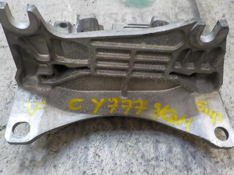 Recambio de soporte cambio para renault megane iii sport tourer expression referencia OEM IAM 112200014R  