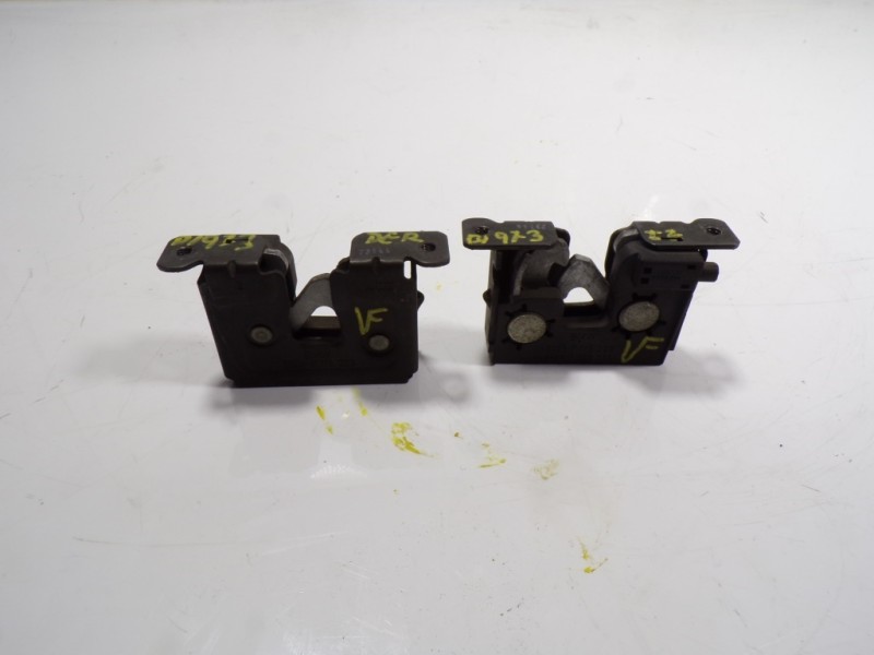 Recambio de cerradura capot para bmw serie 6 coupe (e63) 4.4 v8 32v cat referencia OEM IAM 51237008755  