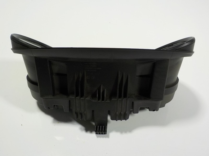 Recambio de cuadro instrumentos para opel corsa e 1.4 referencia OEM IAM 39129457 39129457 