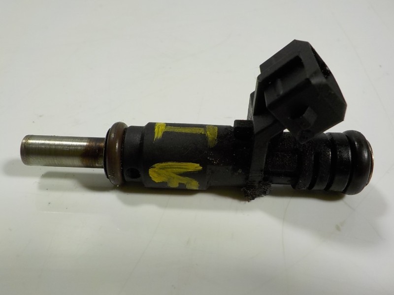 Recambio de inyector para bmw serie 3 berlina (e90) 3.0 cat (n52) referencia OEM IAM 13537531634 7531634 