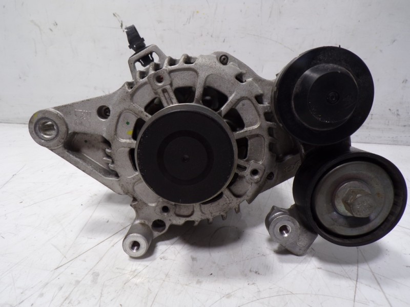 Recambio de alternador para kia ceed 1.6 crdi cat referencia OEM IAM 373002U200 20190112 20190112