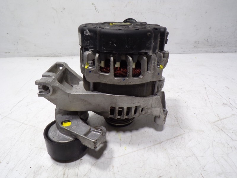 Recambio de alternador para kia ceed 1.6 crdi cat referencia OEM IAM 373002U200 20190112 20190112