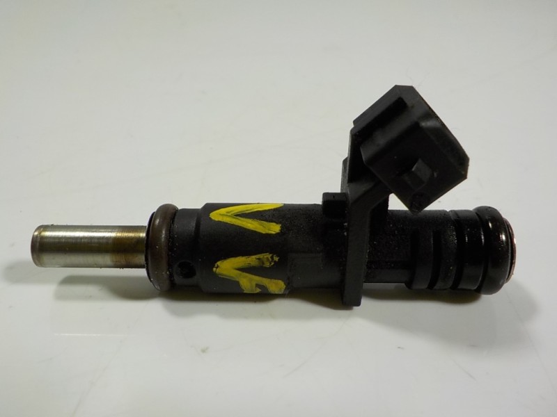 Recambio de inyector para bmw serie 3 berlina (e90) 3.0 cat (n52) referencia OEM IAM 13537531634 7531634 