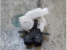 Recambio de cerradura maletero / porton para toyota yaris 1.4 turbodiesel cat referencia OEM IAM 6935052390   2