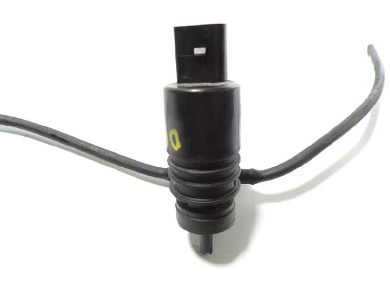 Recambio de bomba limpia para opel karl 1.0 12v referencia OEM IAM 13250357  