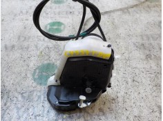 Recambio de cerradura puerta trasera derecha para toyota yaris 1.4 turbodiesel cat referencia OEM IAM 690500D110   2